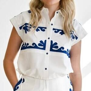 Never A Wallflower White Linen Coral Top White & Navy M NWT Coastal Nautical